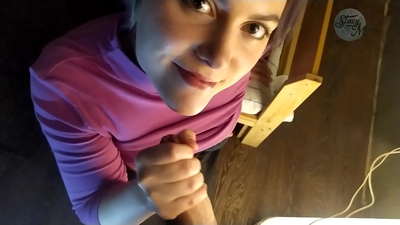 Ny pôrnôgrafia Rosiana mahazatra ao an-trano miaraka amin'ny tetika dick sy ny fitelina lalina tsara